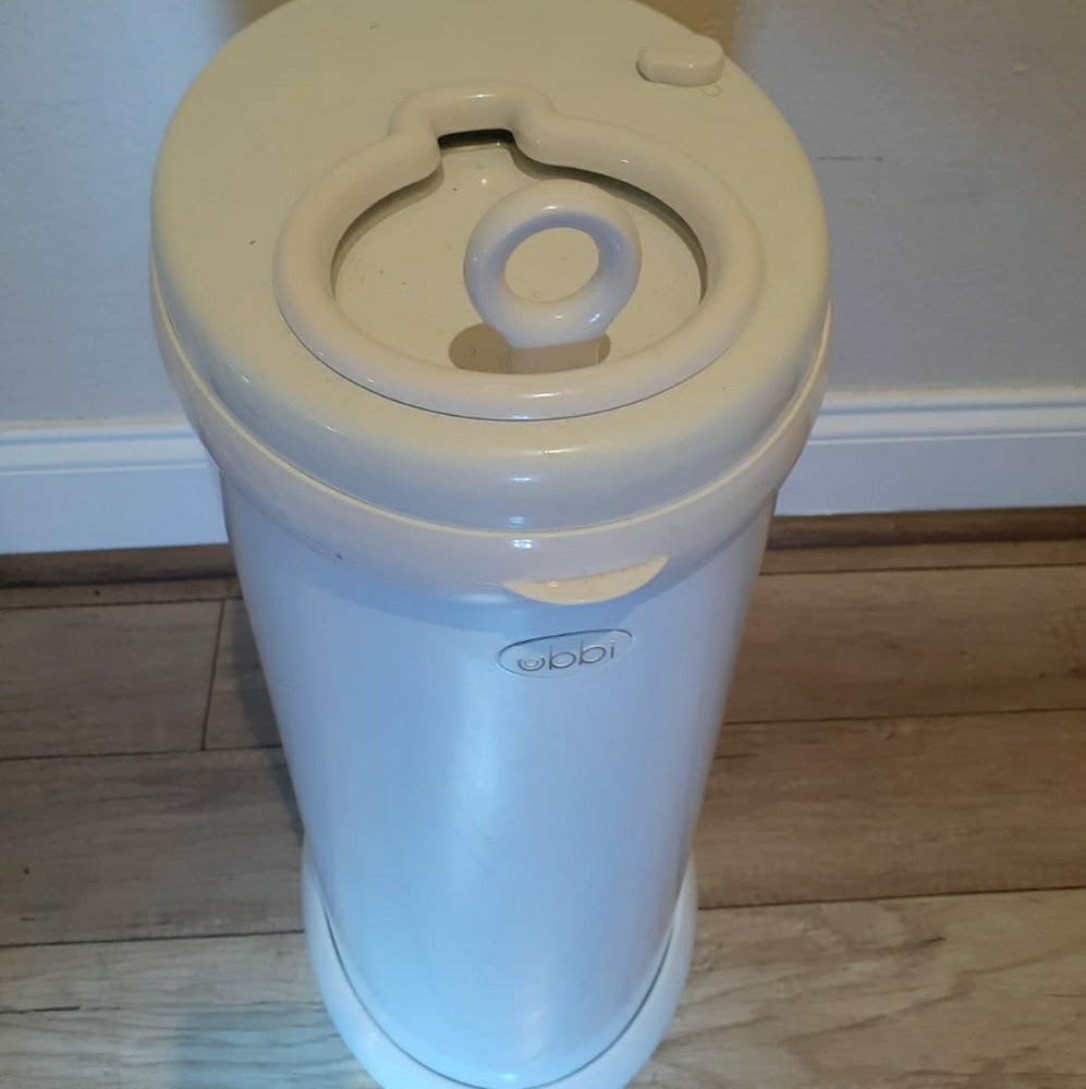 Ubbi Steel Odor Locking, No Special Bag Required M